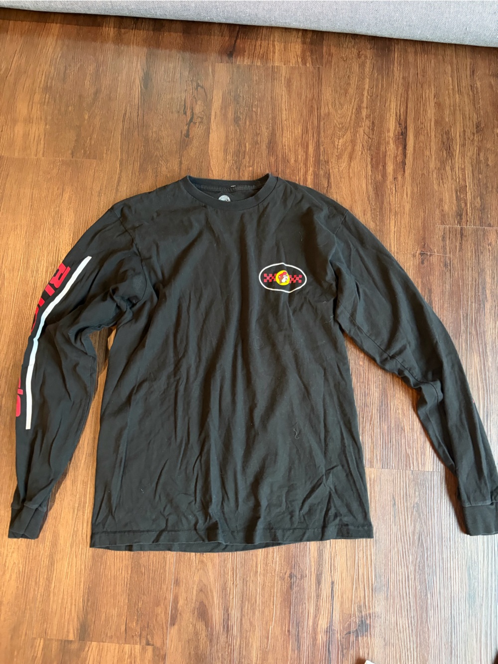 Black BUC-EEs Long Sleeve Graphic Crewneck Shirt - Men